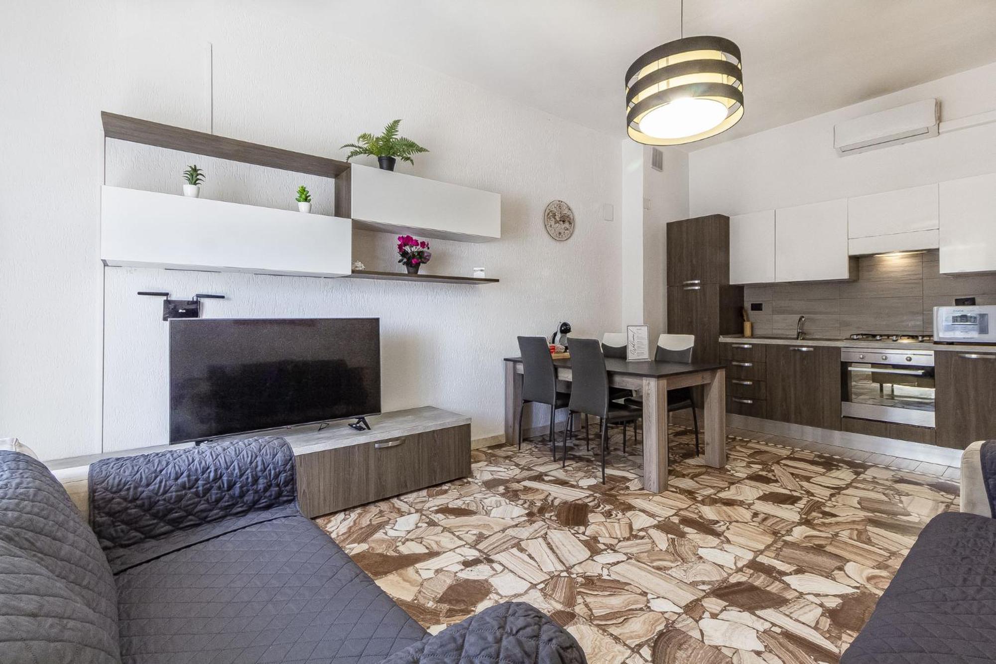 Lovely Piazza Santa Maria Apartment Сассари Экстерьер фото