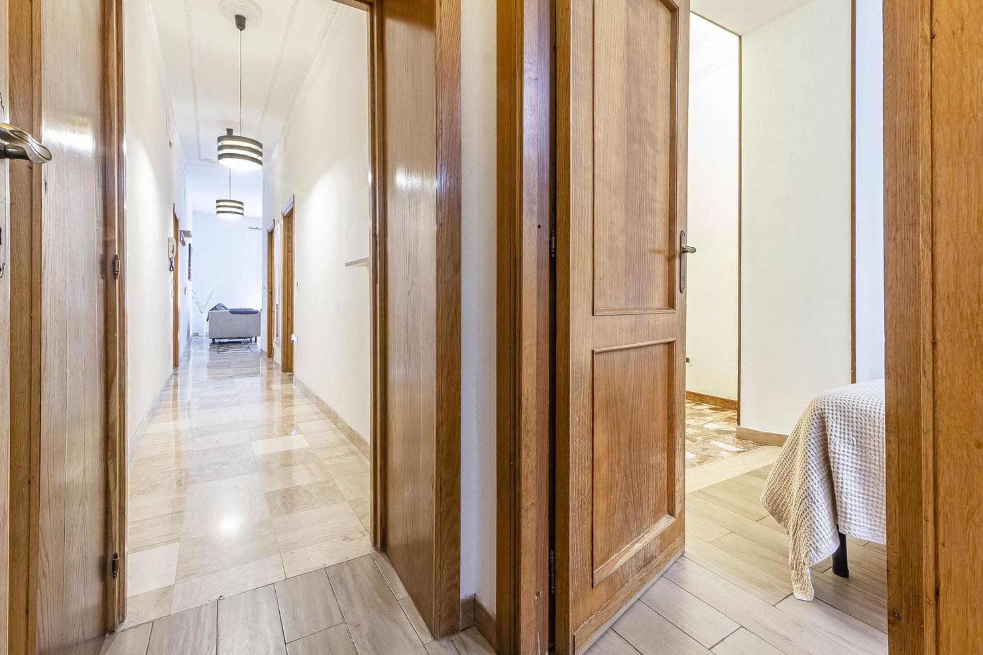 Lovely Piazza Santa Maria Apartment Сассари Экстерьер фото